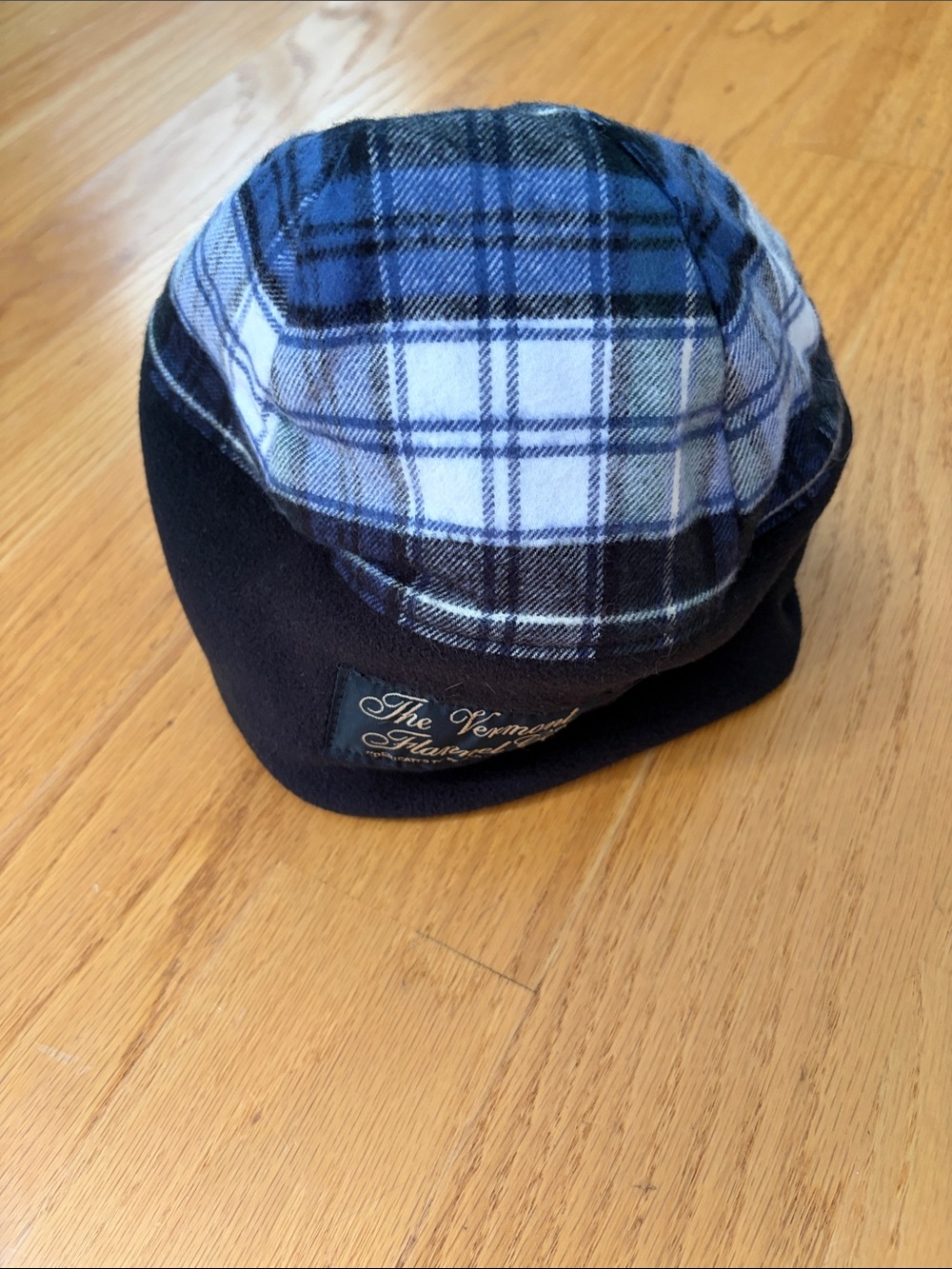 The Vermont flannel company beanie NWT size S/M
